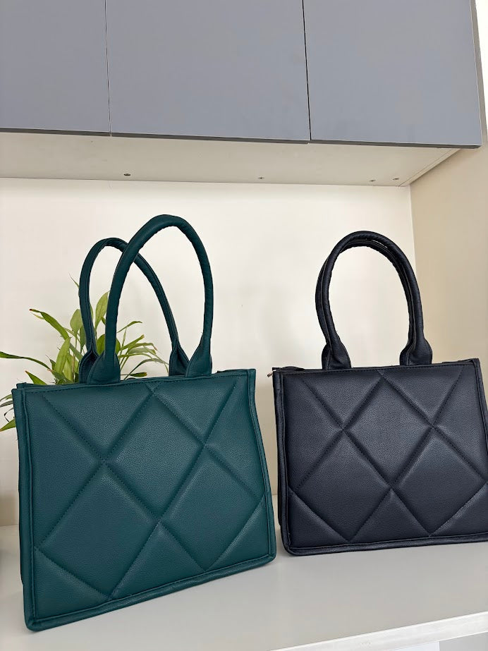 Textured Handheld Tote Bag
