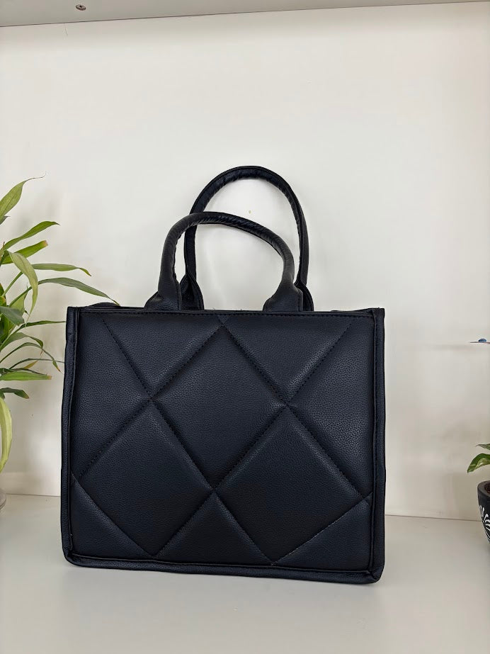Textured Handheld Tote Bag